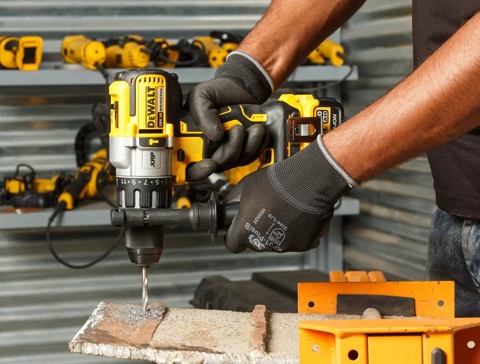 DEWALT® 18V XR® Brushless Premium Hammer Drill Driver (Tool Only)