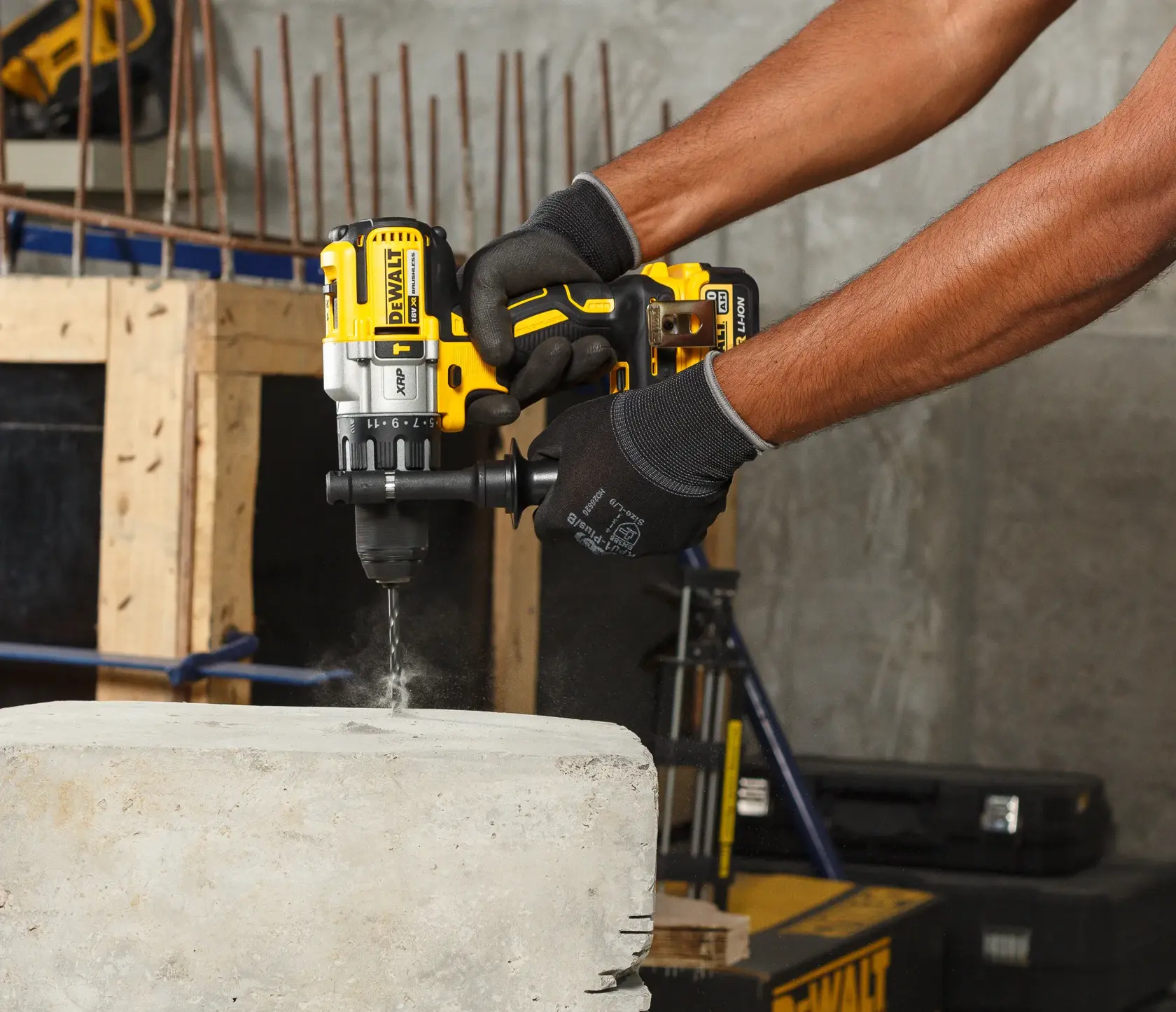 DEWALT® 18V XR® Brushless Premium Hammer Drill Driver (Tool Only)