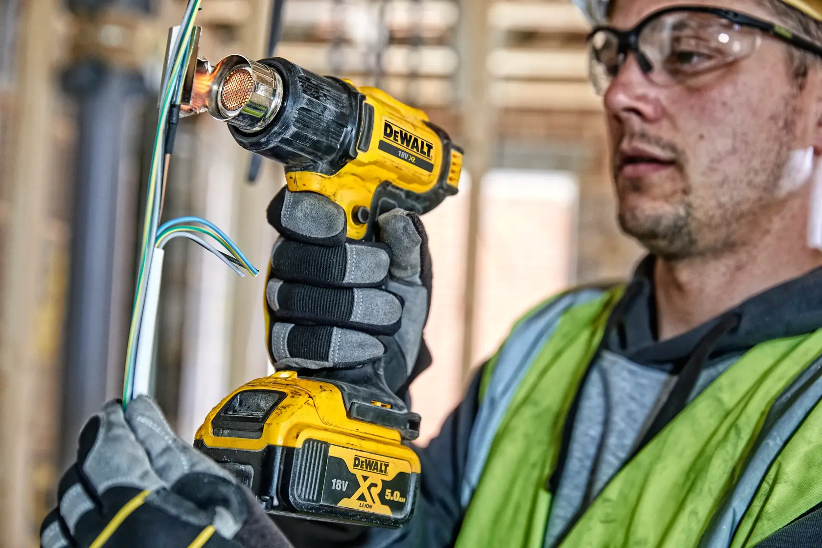 DEWALT® 18V XR® Cordless Hear Gun (Tool Only)