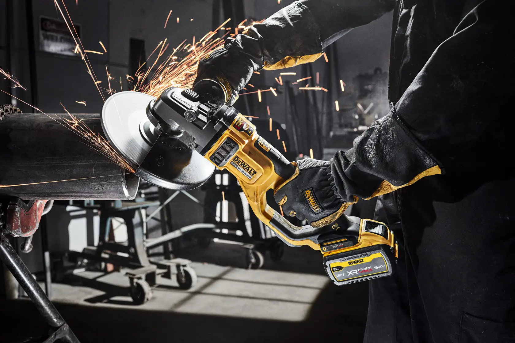 DEWALT® 54V XR Flexvolt® 230mm Angle Grinder (Tool Only) in Kit Box