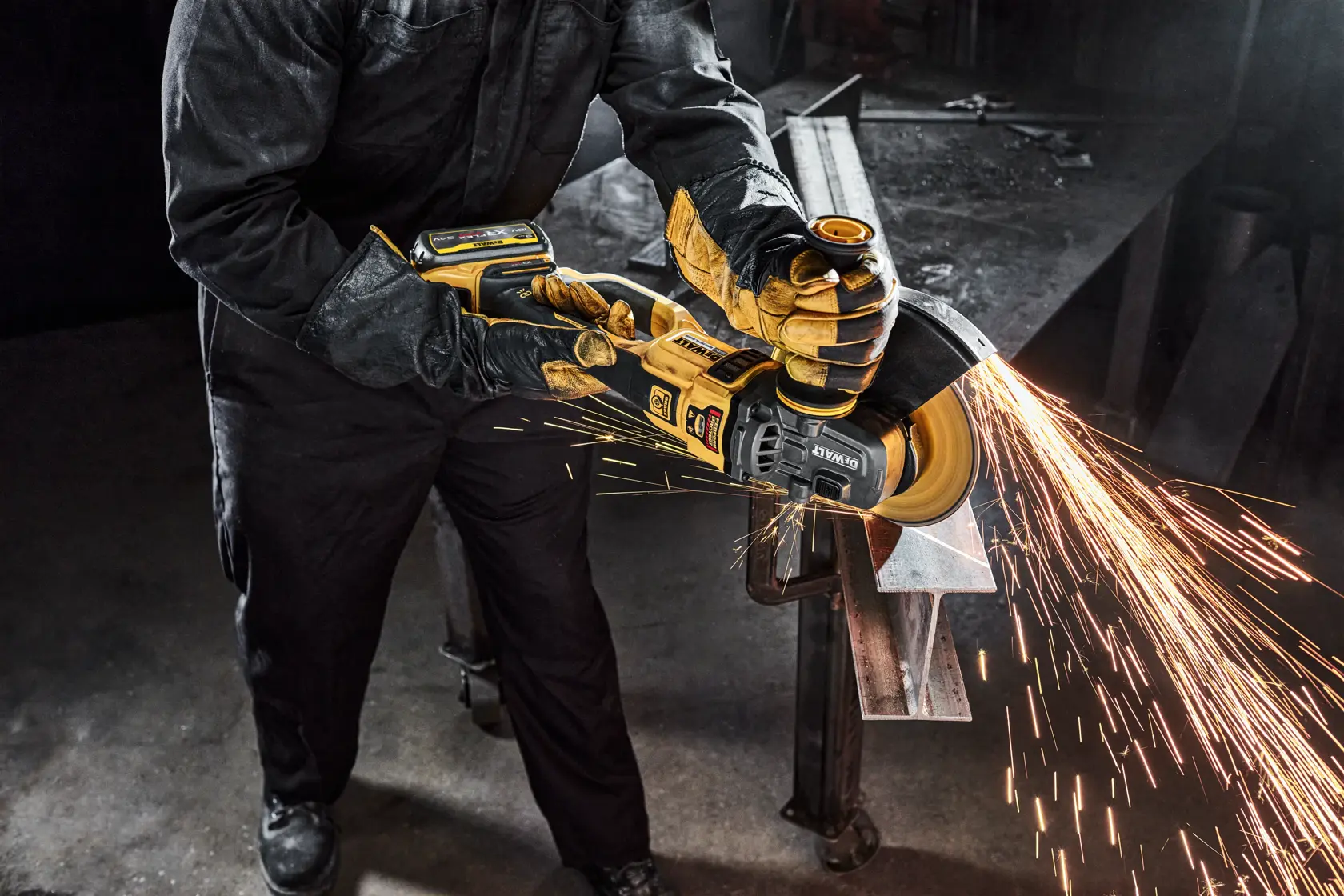 DEWALT® 54V XR Flexvolt® 230mm Angle Grinder (Tool Only) in Kit Box
