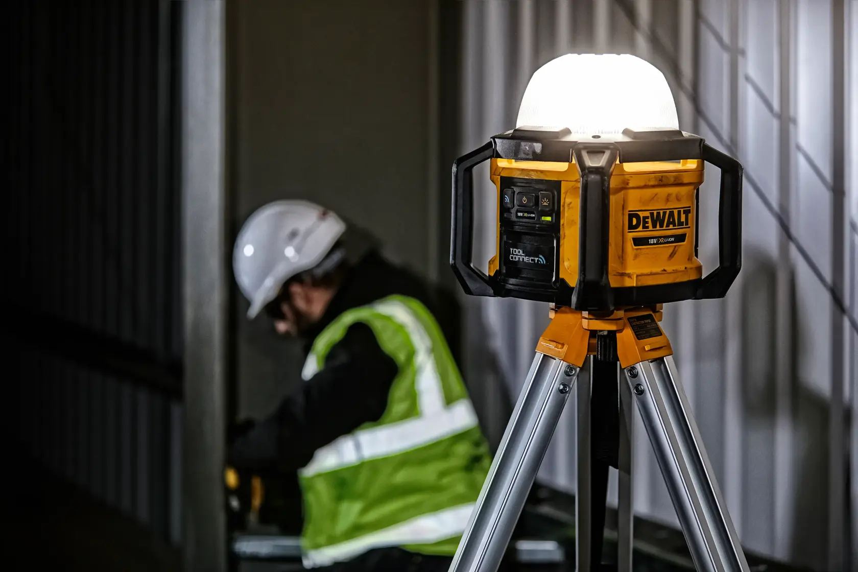 DEWALT® 18V XR® LED Work LIght