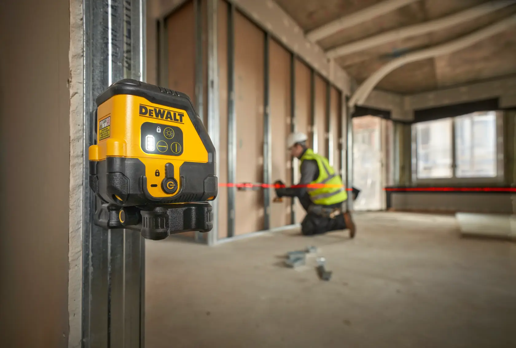 DEWALT® USB Cross Line Red Beam Laser