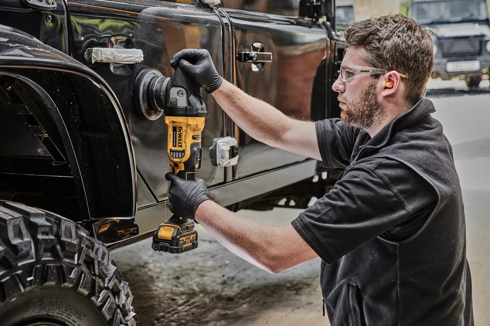 DEWALT® 18V XR® Brushless 125mm Rotary-Orbital Polisher (Tool Only)