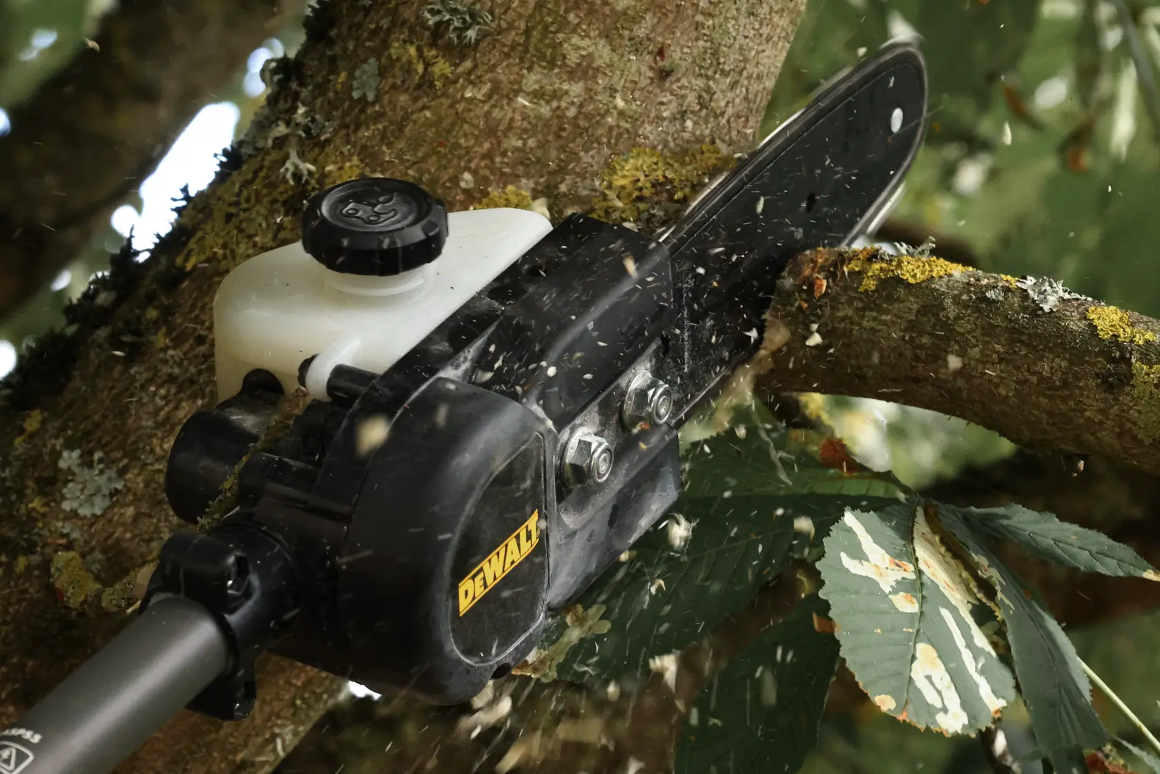DEWALT® Split Boom Pole Saw Attachment