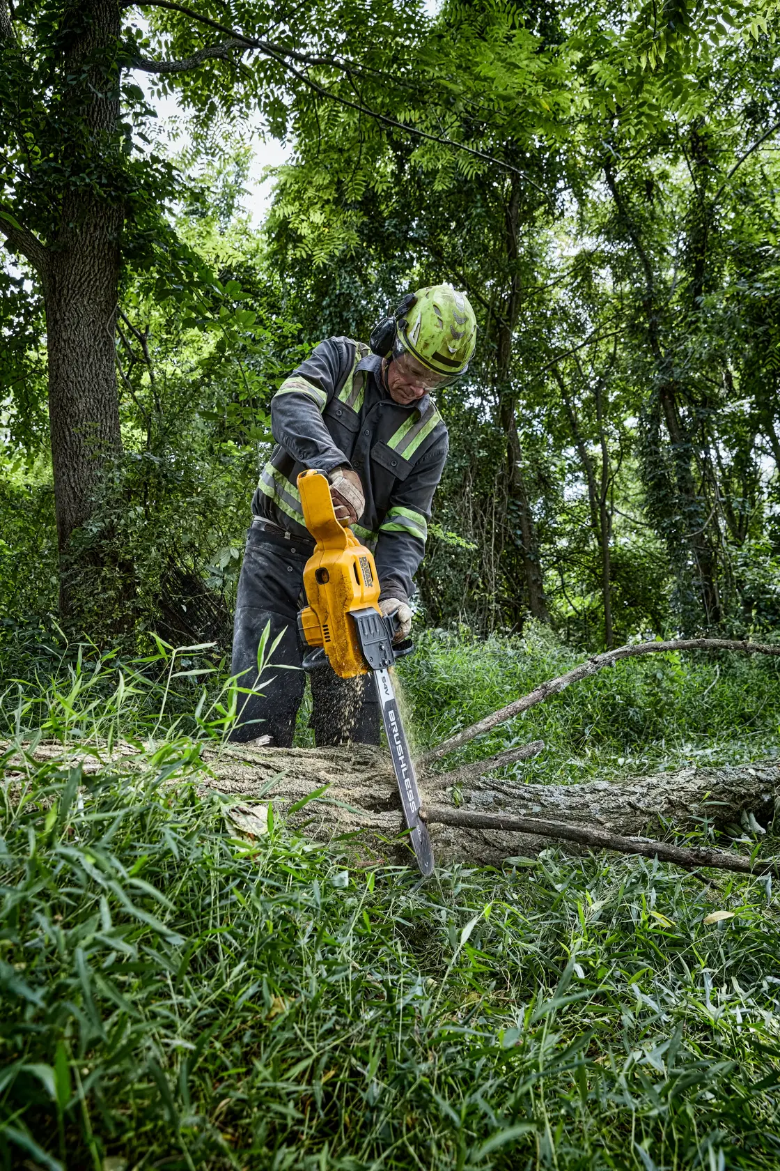 DEWALT® 54V XR Flexvolt® 50cm High Powered Chainsaw (Tool Only)