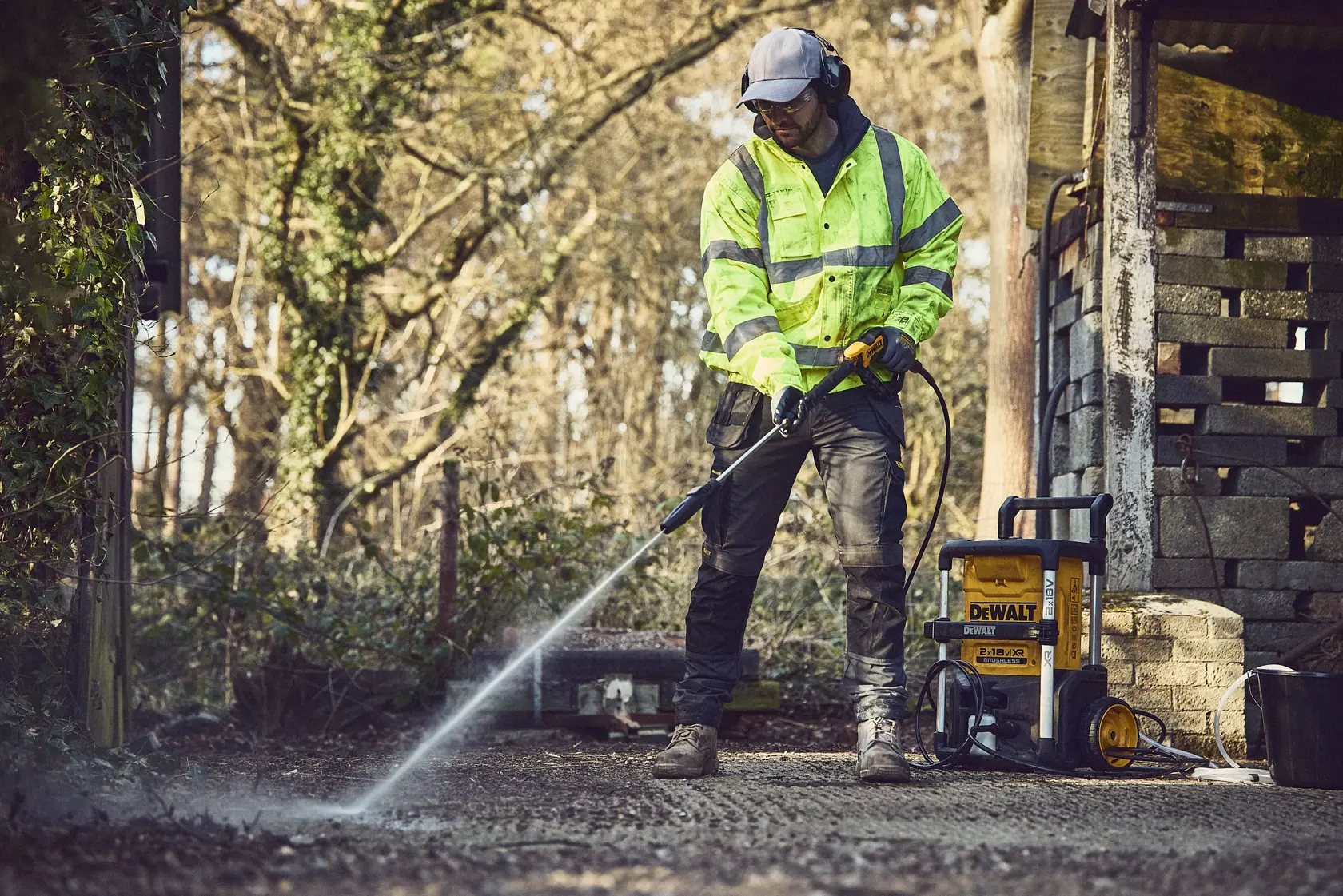 DEWALT® 2 x 18V XR® Pressure Washer (Tool Only)