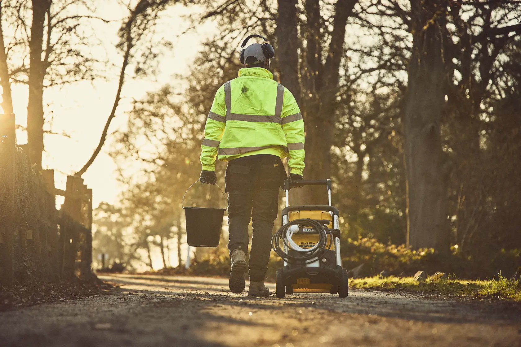 DEWALT® 2 x 18V XR® Pressure Washer (Tool Only)