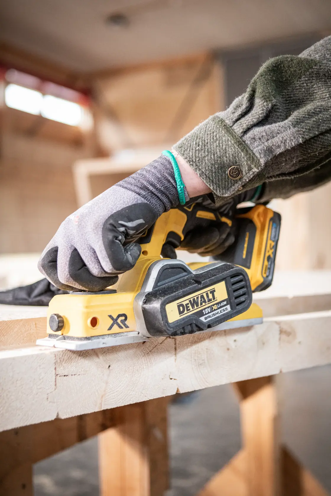 DEWALT® 18V XR® Brushless Planer (Tool Only)