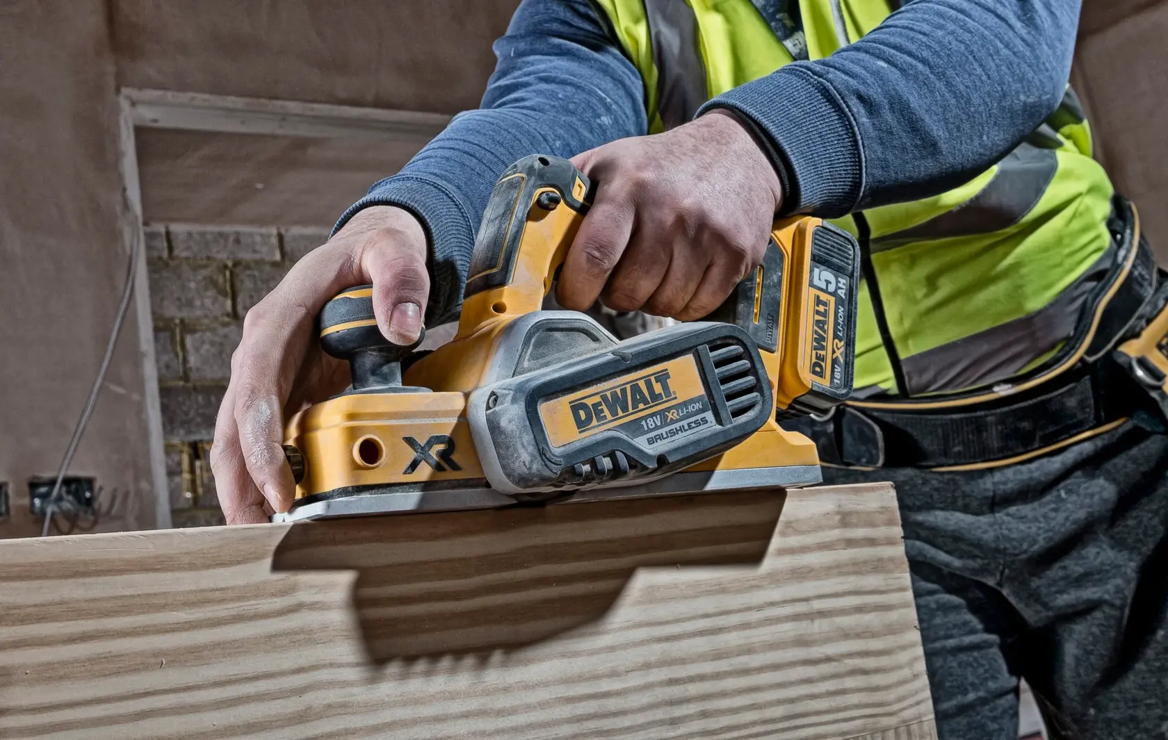 DEWALT® 18V XR® Brushless Planer (Tool Only)