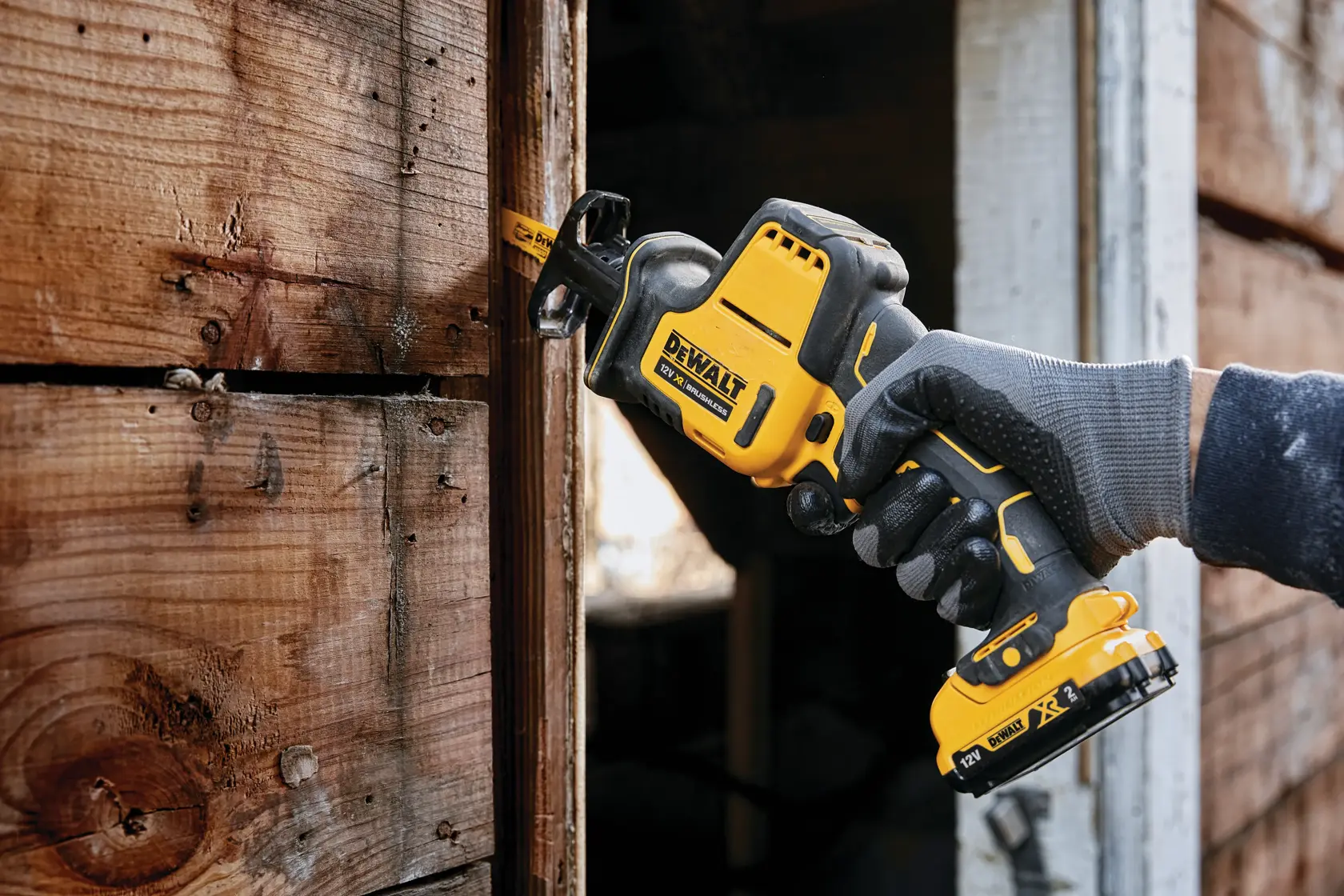 DEWALT® 12V XR® Brushless Compact Reciprocating Saw (Tool Only)