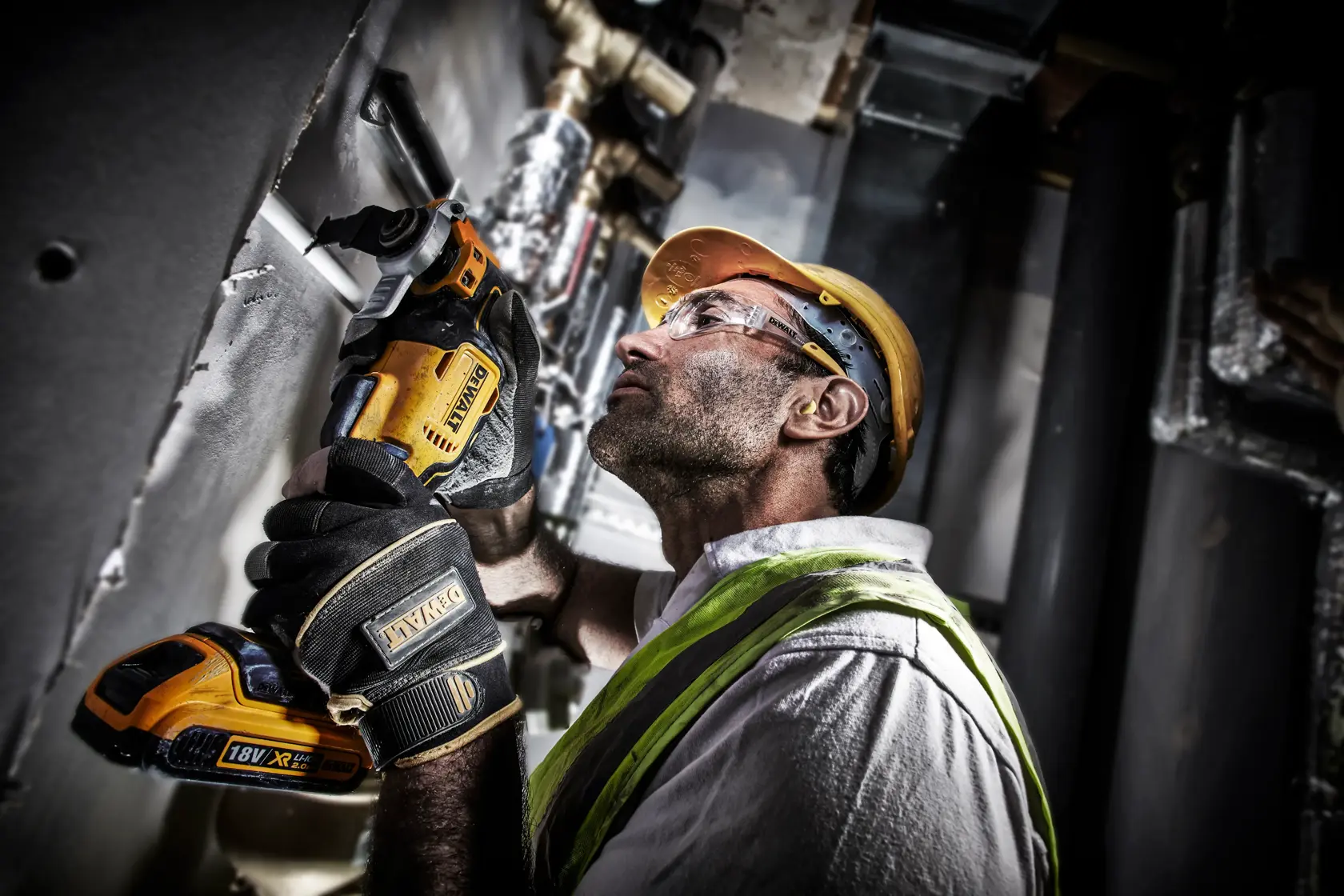 DEWALT® 18V XR® Brushless Oscillating Multi-Tool Sander (Tool Only)