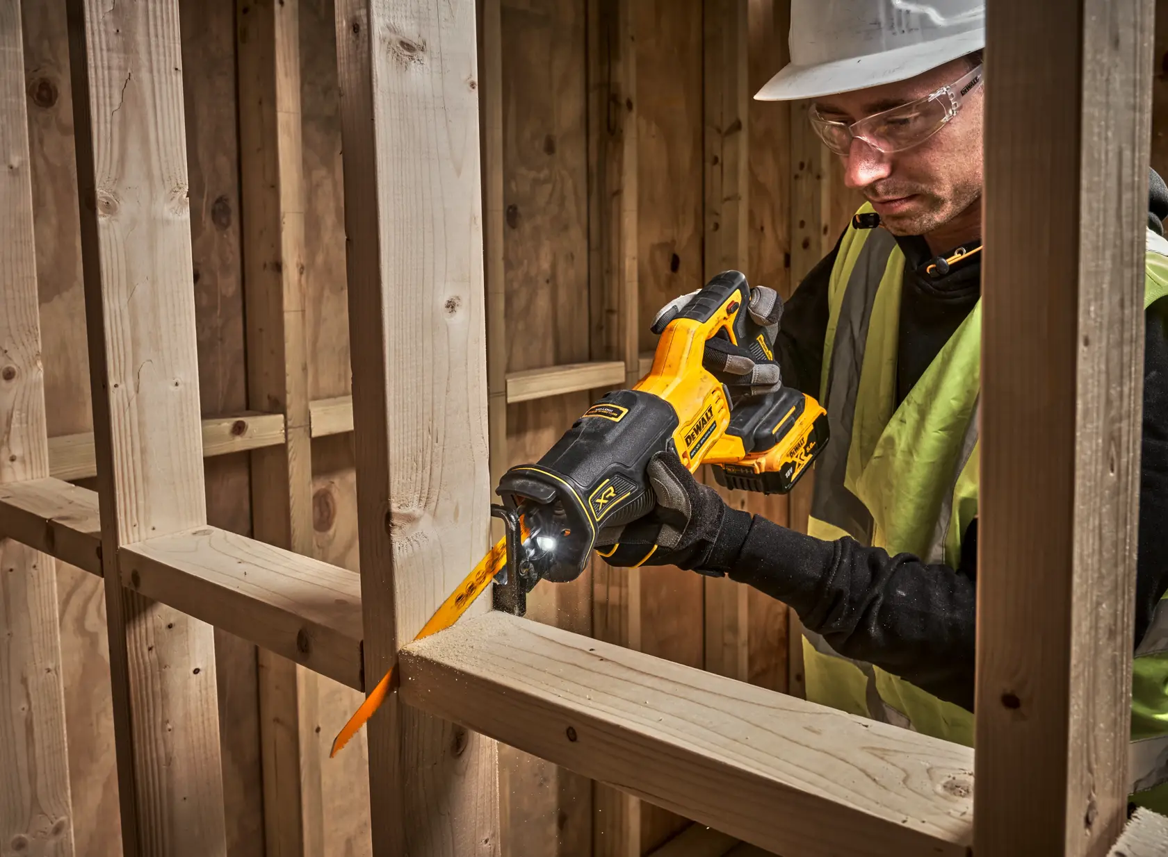 DEWALT® 18V XR® Brushless Reciprocating Saw (Tool Only)