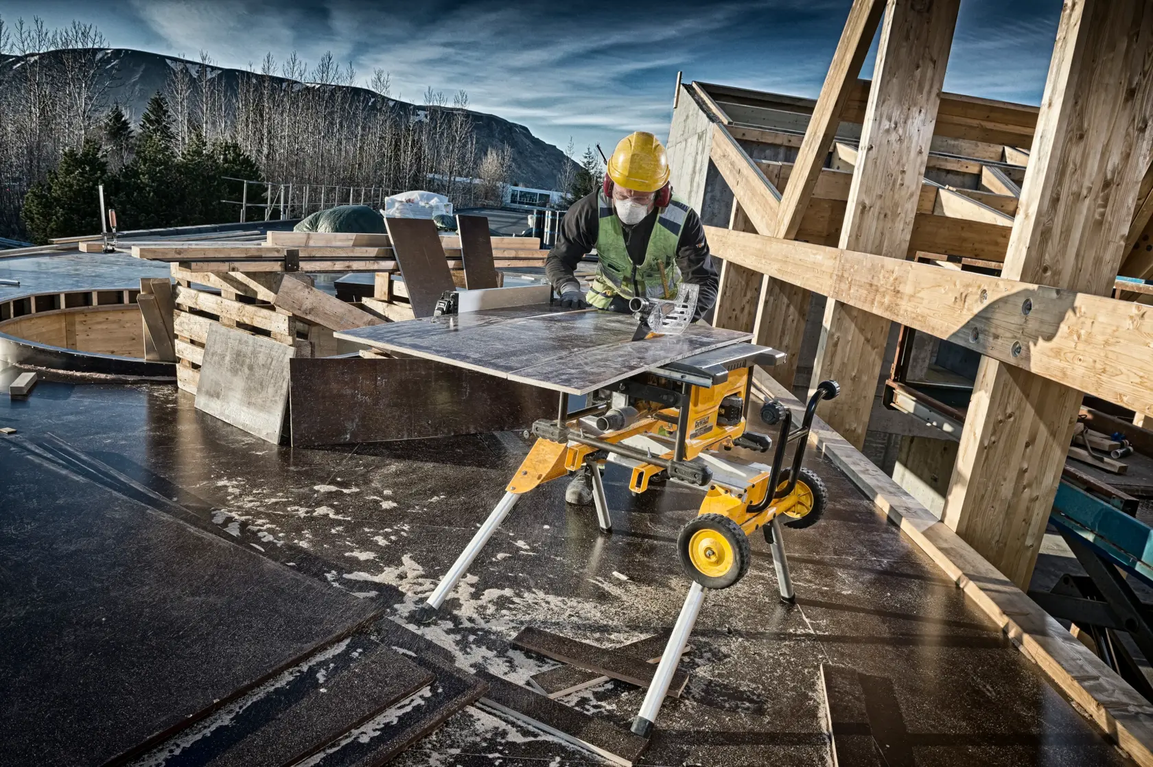 DEWALT® 54V XR Flexvolt® 210mm Table Saw (Tool Only)