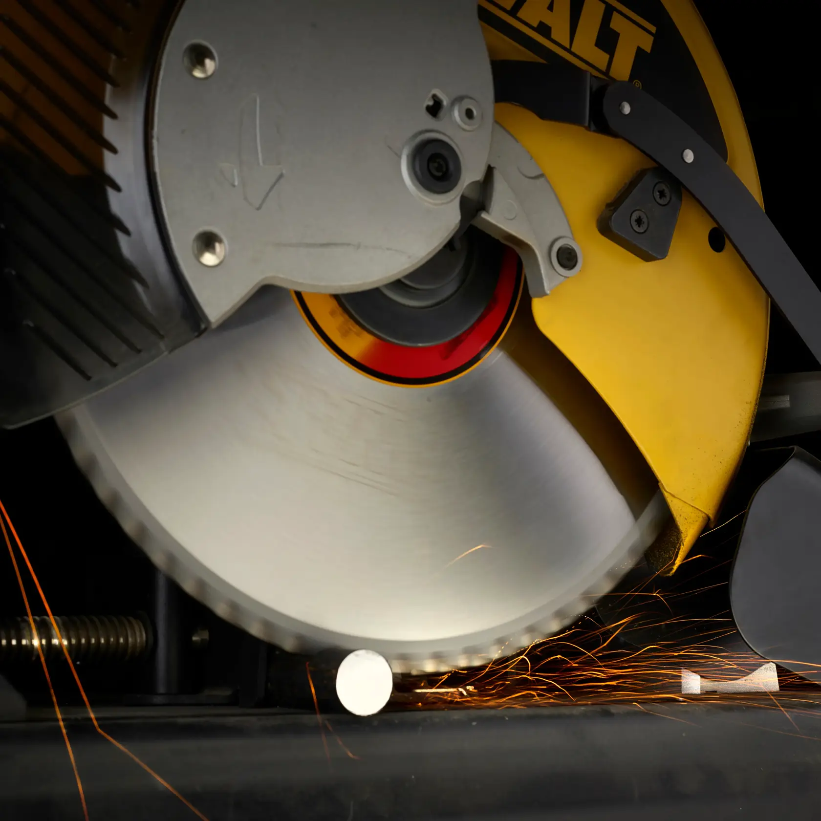 DEWALT® 355mm x 25.4mm 66T Steel Circular Saw Blade