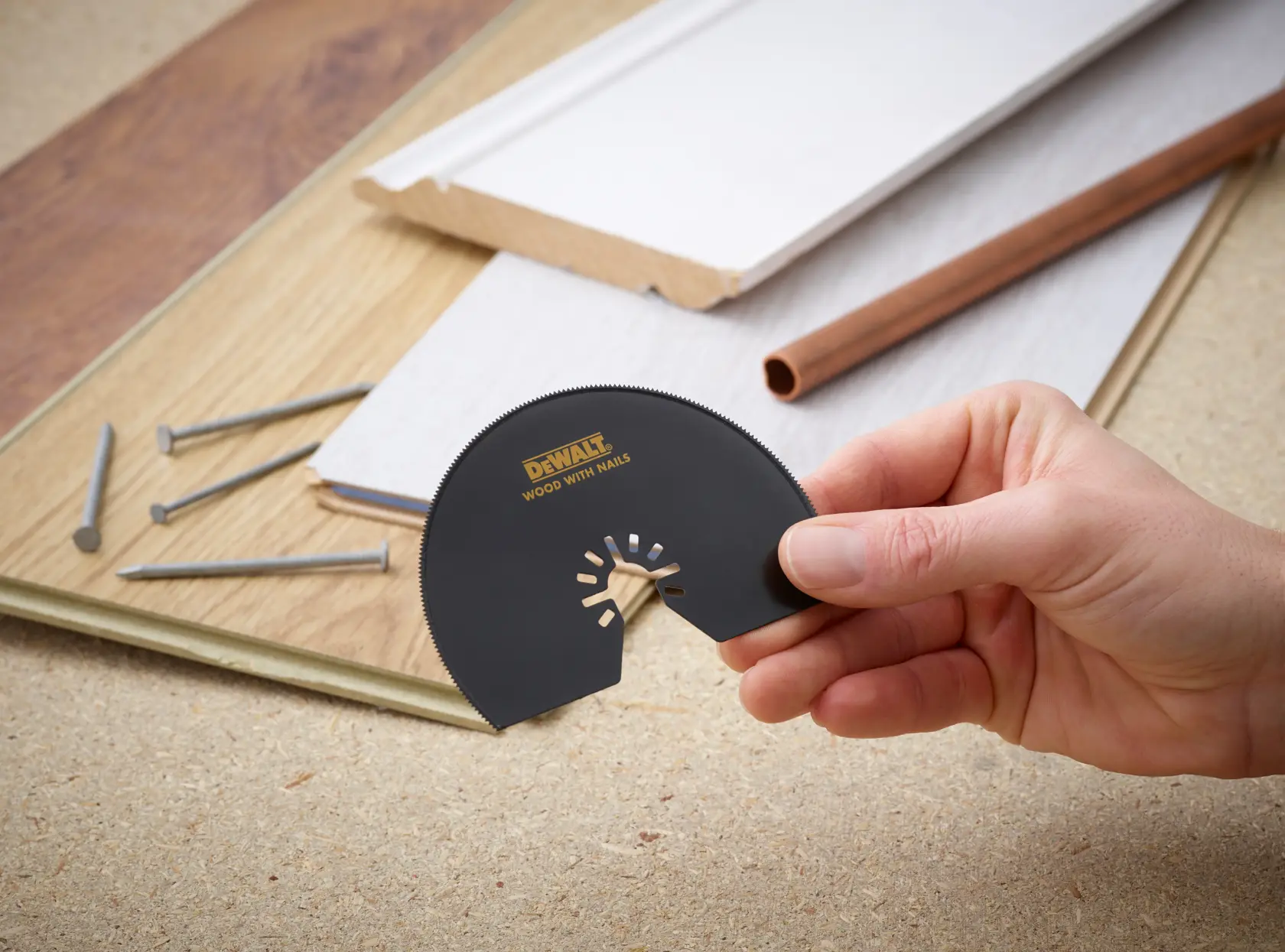 DEWALT® 100mm Bi-Metal Semi-Circular Oscillation Saw Blade