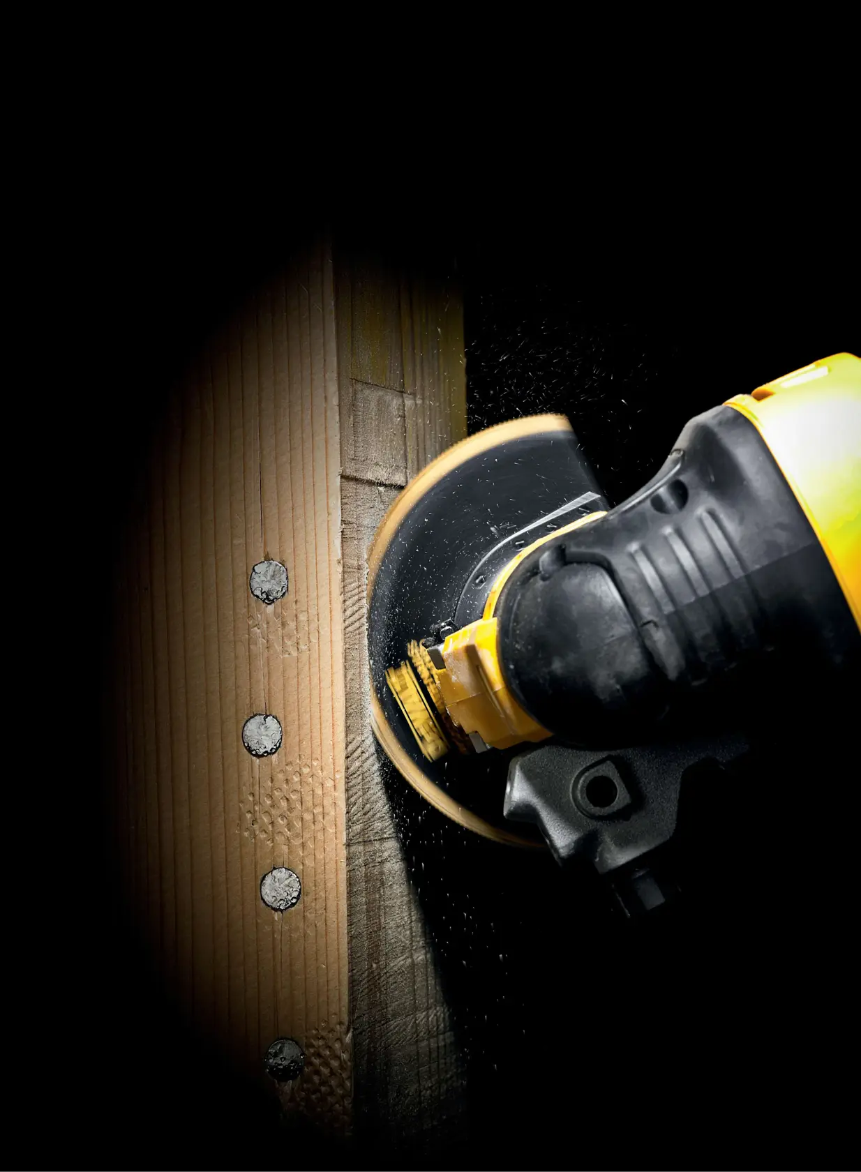DEWALT® 102mm Flush Cut Titanium (Wood/Metal) Oscillation Blade