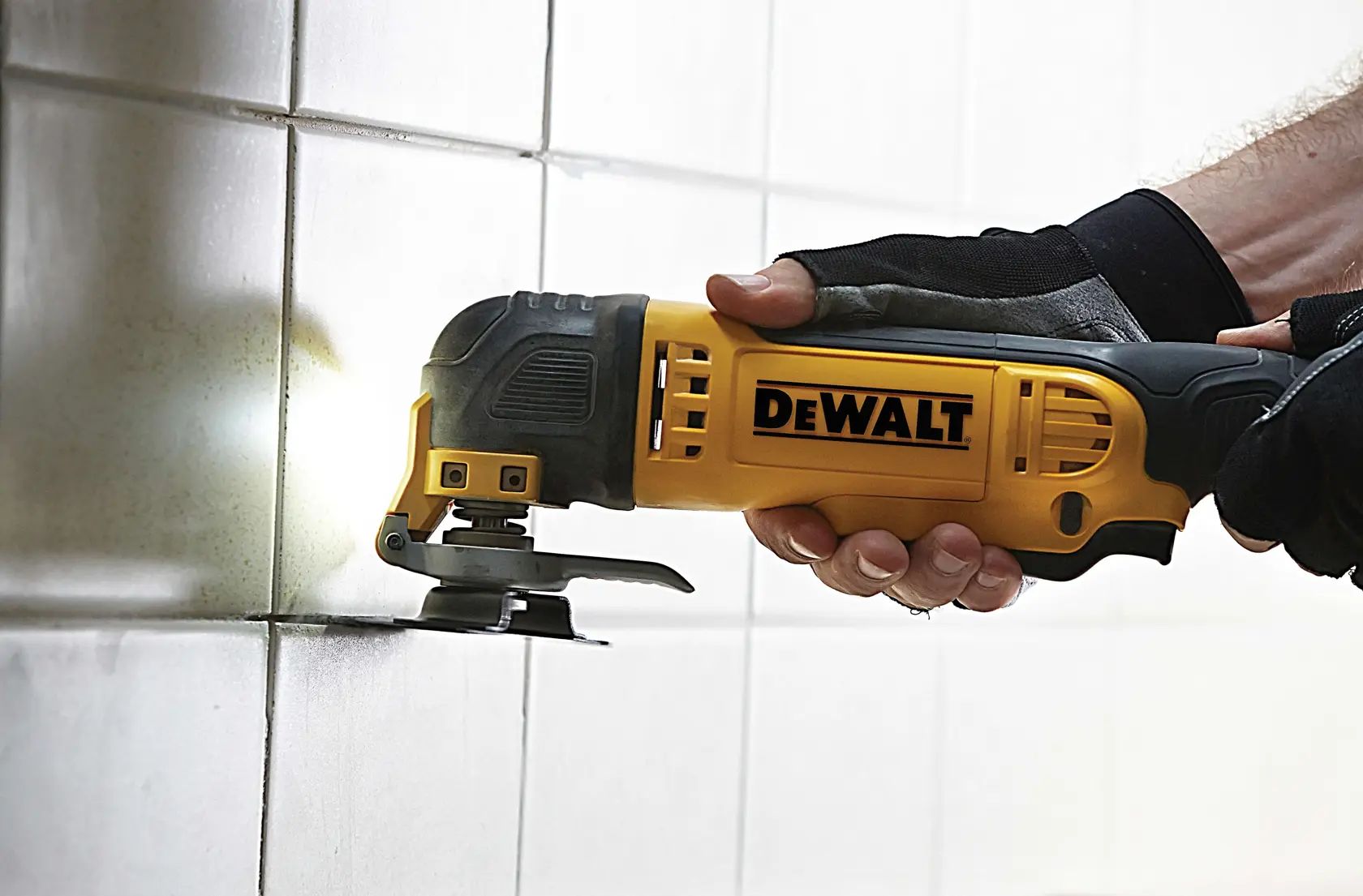 DEWALT® 5mm Oscillating Carbide Fastcut Grout Removal Blade