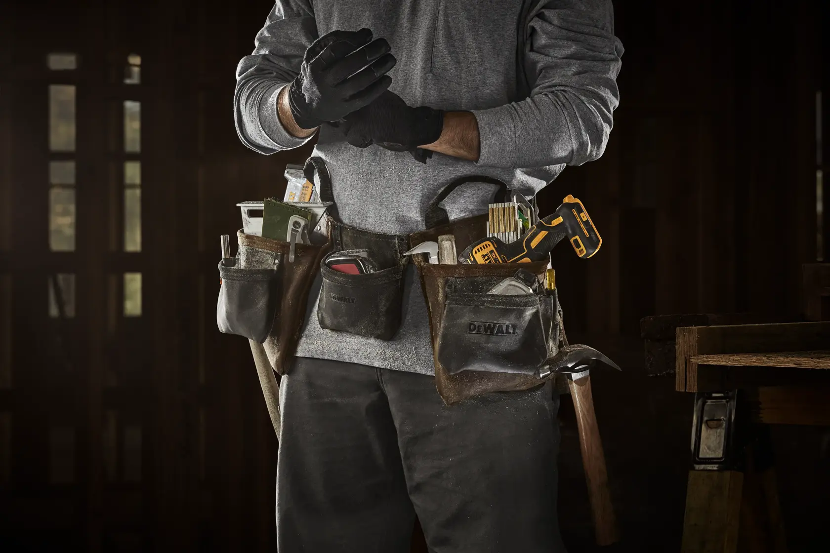 DEWALT® Leather Tool Apron