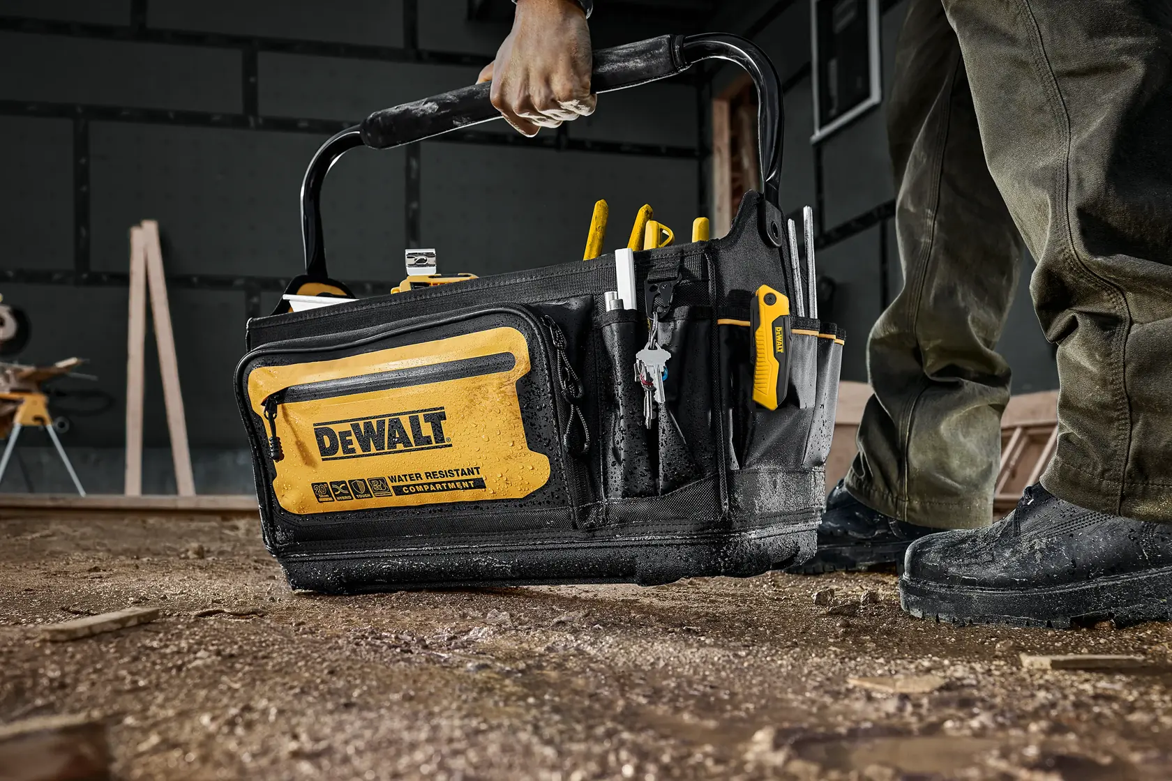 DEWALT® Pro 20 in. Tool Tote