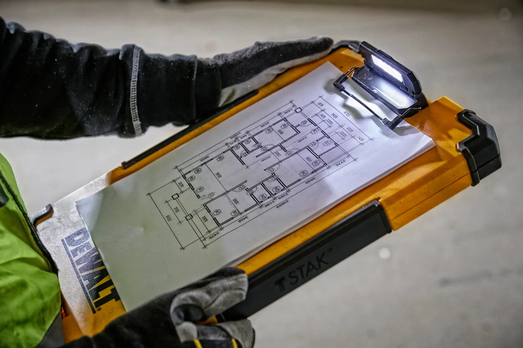DEWALT® TSTAK®​ Clipboard