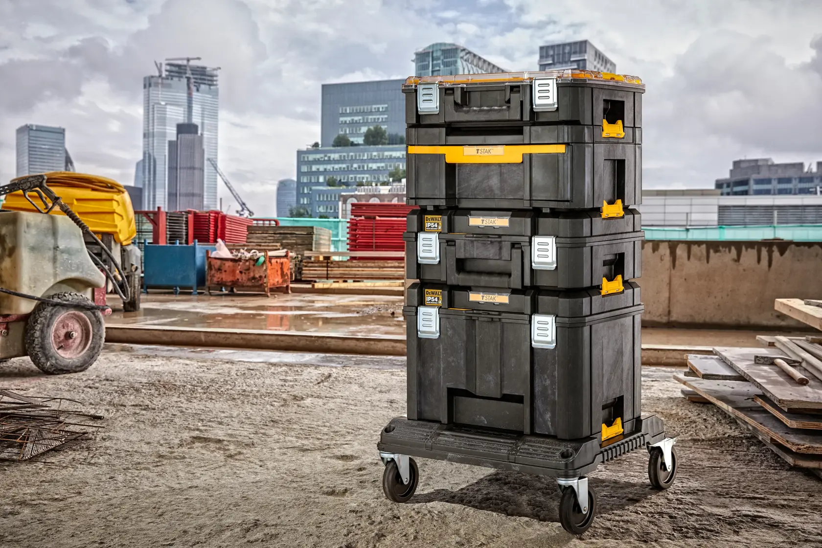 DEWALT® TSTAK® IP54 Shallow Box