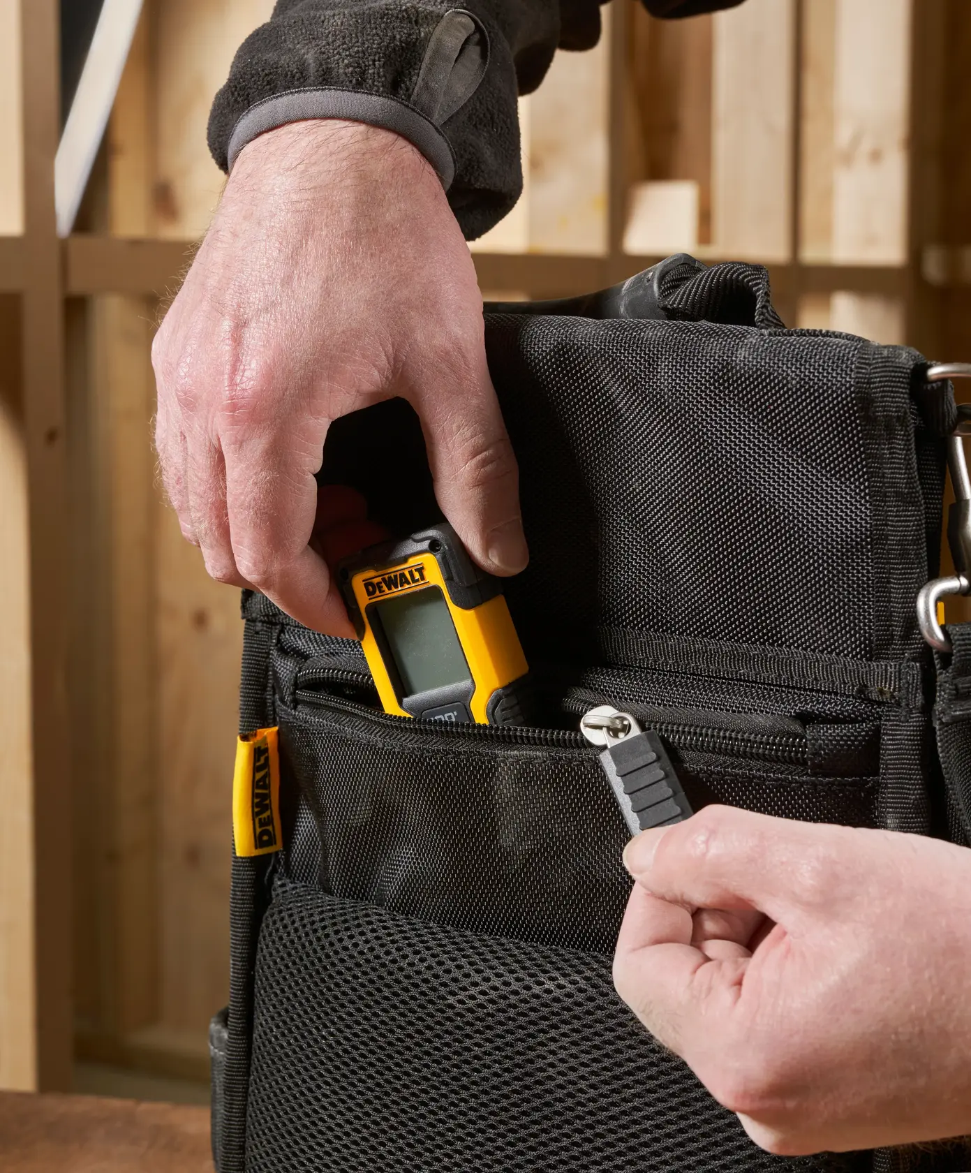 DEWALT® TSTAK®​ Soft Tool Organiser